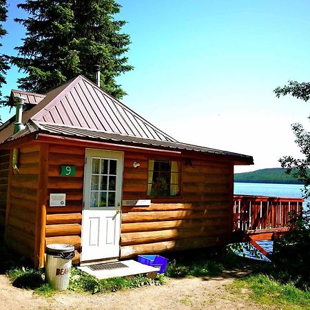 Beaver Lake Mountain Resort Келоуна Экстерьер фото