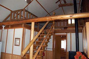 Beaver Lake Mountain Resort Келоуна Экстерьер фото